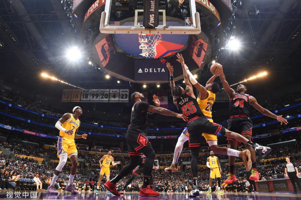 健的篮板球 健的篮板球