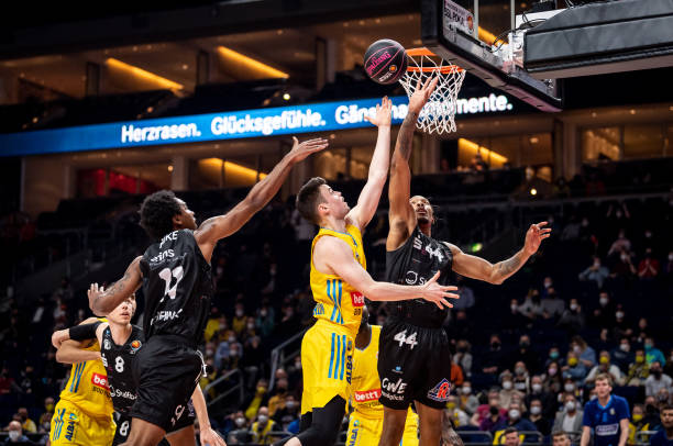 节中得以展 节中得以展